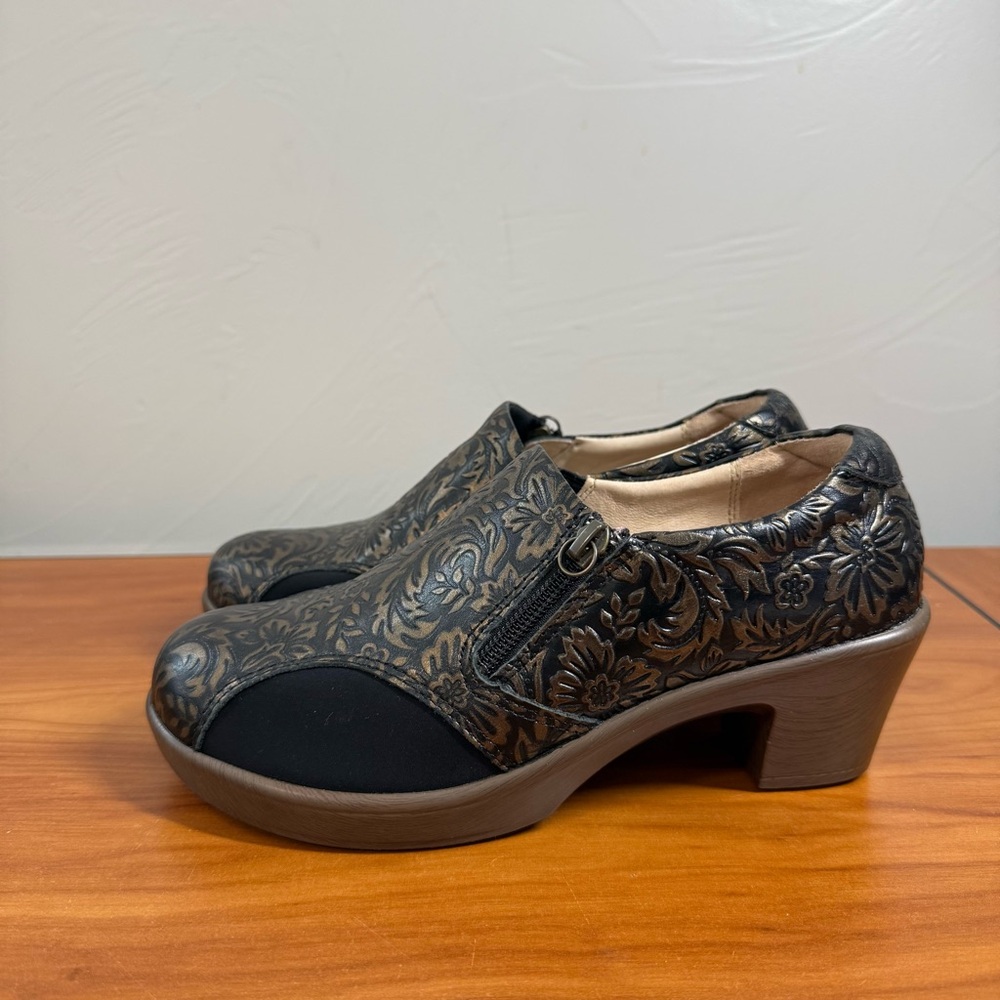 NWOT Alegria Hayli Minted Bronze Slip On Clog Shoe Leather Tulled Artsy Witch 36
